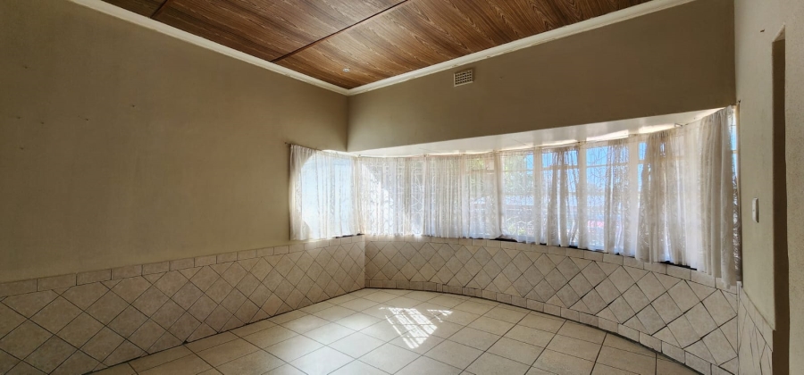 4 Bedroom Property for Sale in Elandia North West